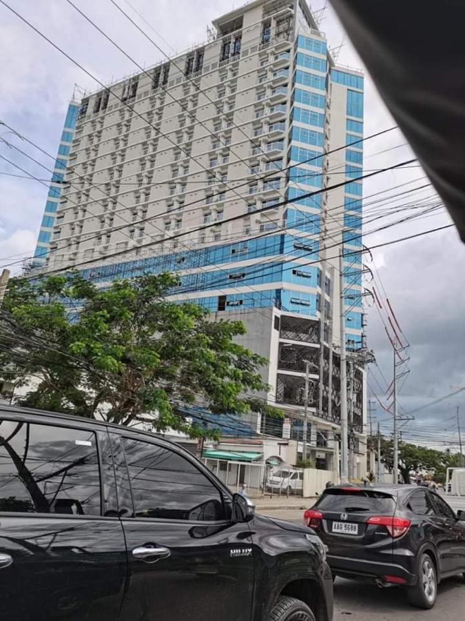 אפרטהוטל Davao City Inspiria מראה חיצוני תמונה