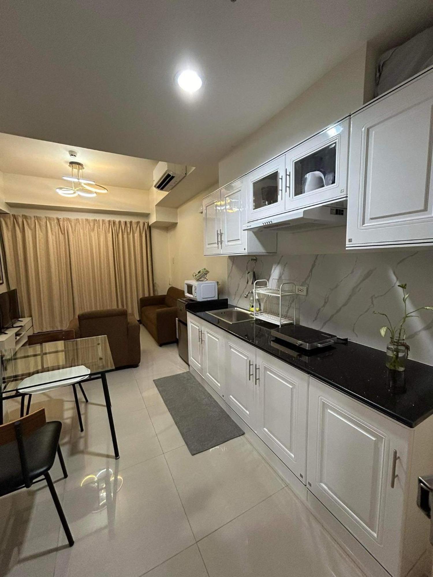 אפרטהוטל Davao City Inspiria מראה חיצוני תמונה